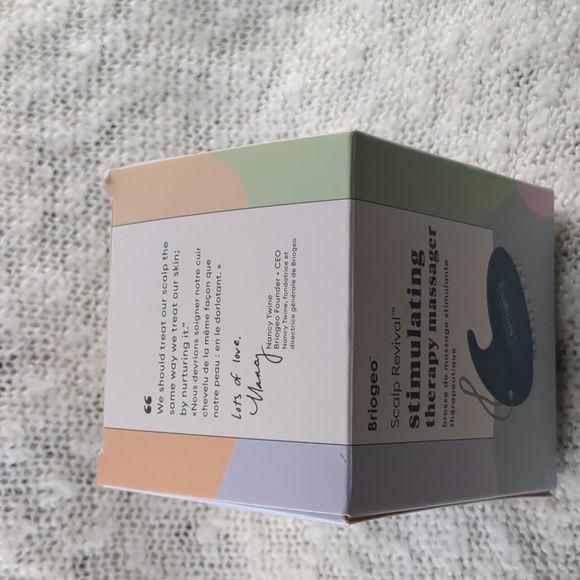 Briogeo Scalp Revival Bundle, 2x 59ml/2.0fl oz & Massager Tool - Picture 7 of 12